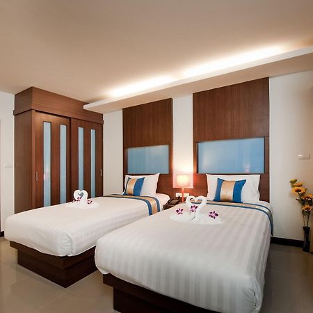 Tuana Blue Sky Patong Hotel Exterior foto